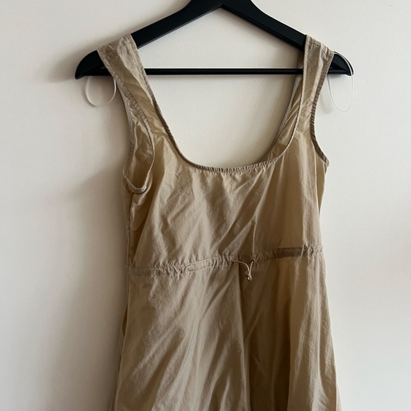 Tan and Cream nylon style Dress - Picture 2 of 5